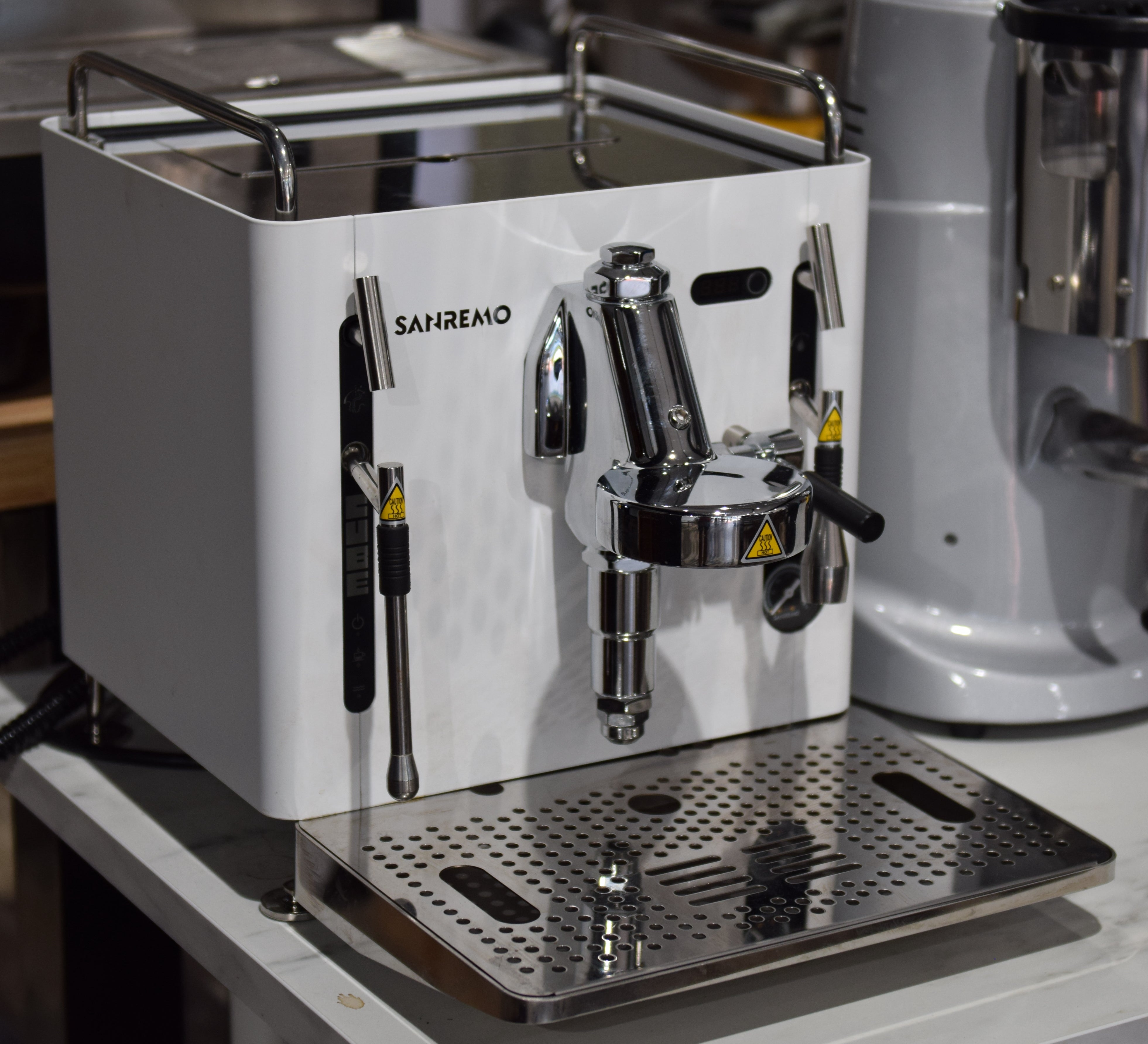 Sanremo Cube by Genius Coffee Equipment